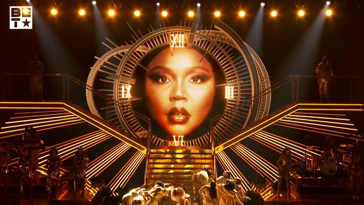 Lizzo - About Damn Time (Live from the BET Awards â€™22)