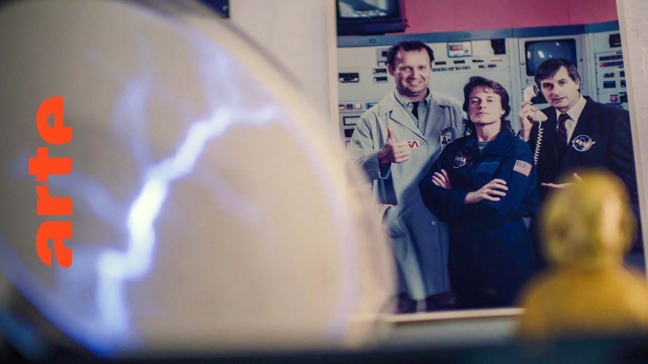 Leben im All (4/4) - Der erste Kontakt | Doku | ARTE